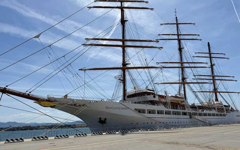 Veliero da crociera sea cloud spirit