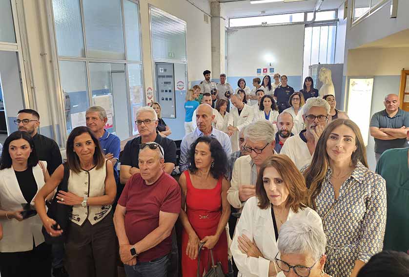 Ozieri, Aido e Admo donano un’opera all’ospedale Segni per ricordare il valore della donazione 3 Bendizione pannello aido admo ospedale segni ozieri