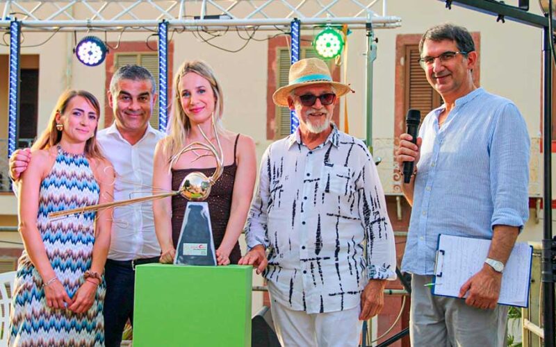 Premiazione Banari Cipolla Dorata Anna Tifu