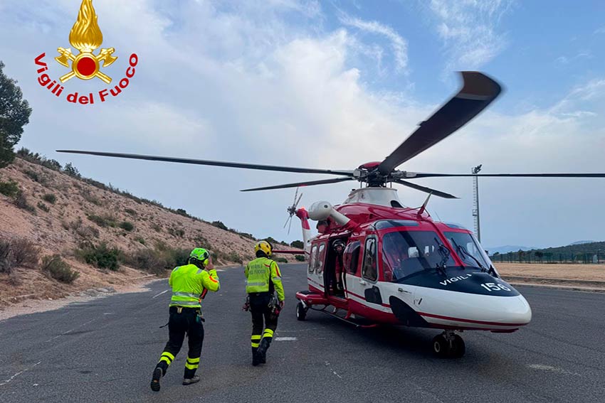 Salvataggio a Cala Gonone donna e due bambine