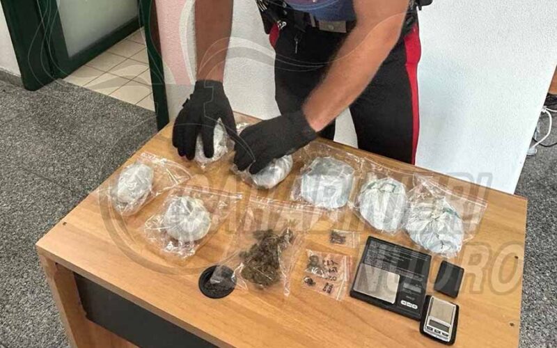 Arresto per spaccio a San Teodoro