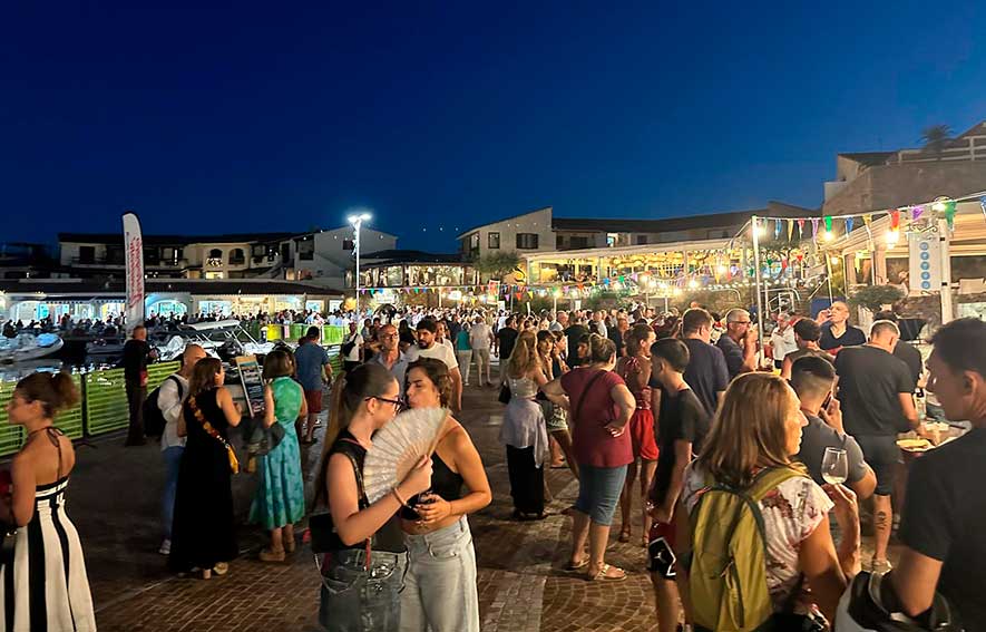 Siniscola. Successo per l'evento di beneficenza "Brindiamo sotto le Stelle di Ottiolu" 2 Brindiamo sotto le stelle di Ottiolu 2