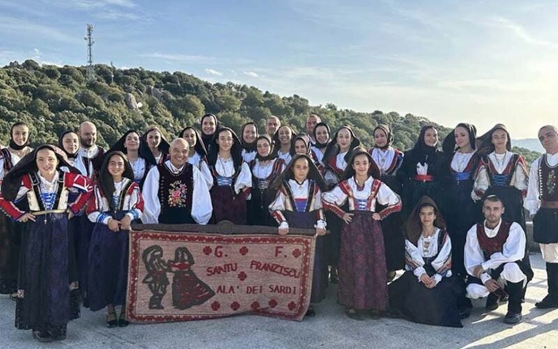 Gruppo Folk Santu Franziscu Ala dei Sardi