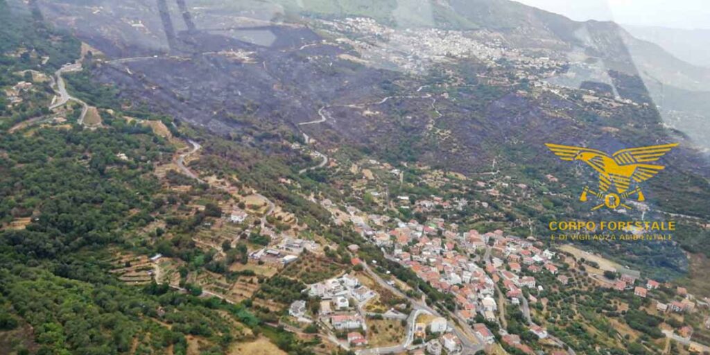 Incendio Arzana ed Elini