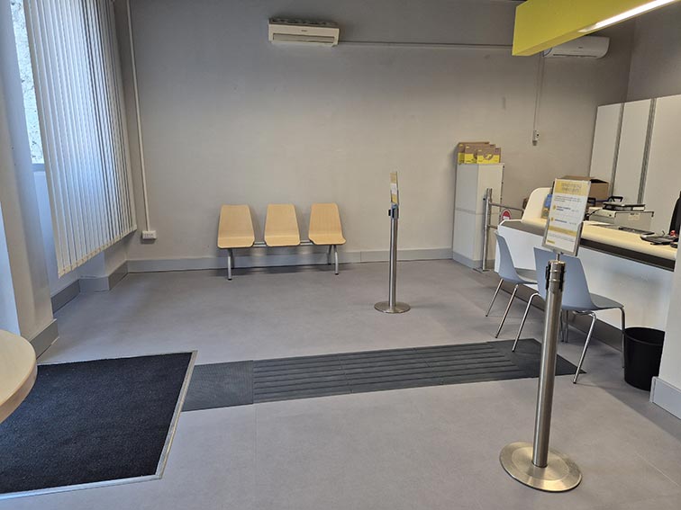 Bonnanaro, rinnovata la sede dell'ufficio postale 2 Il rinnovato ufficio postale di Bonnanaro 2