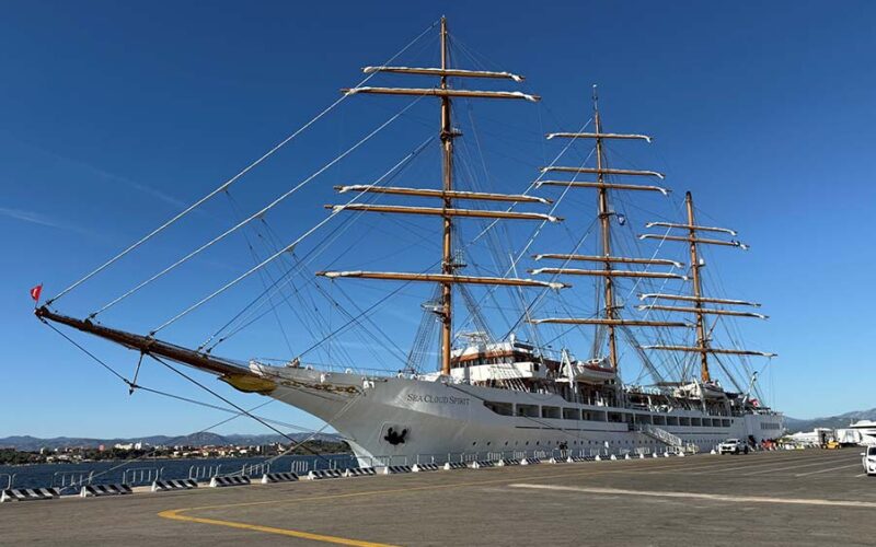 Sea Cloud Spirit nave da crociera