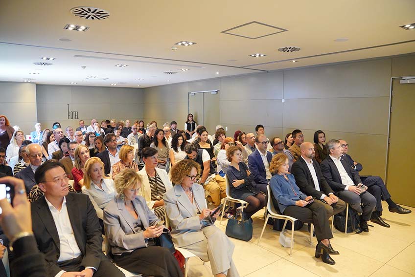 Turismo, la Cina scopre la Sardegna 2 Sardegna chiama Cina