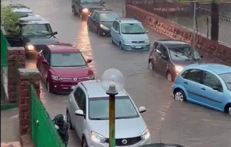 Temporale e allagamenti a Bosa